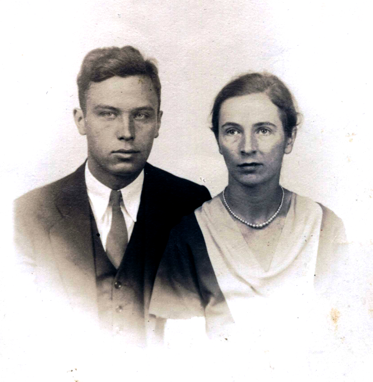 Lewis and Sara Barton